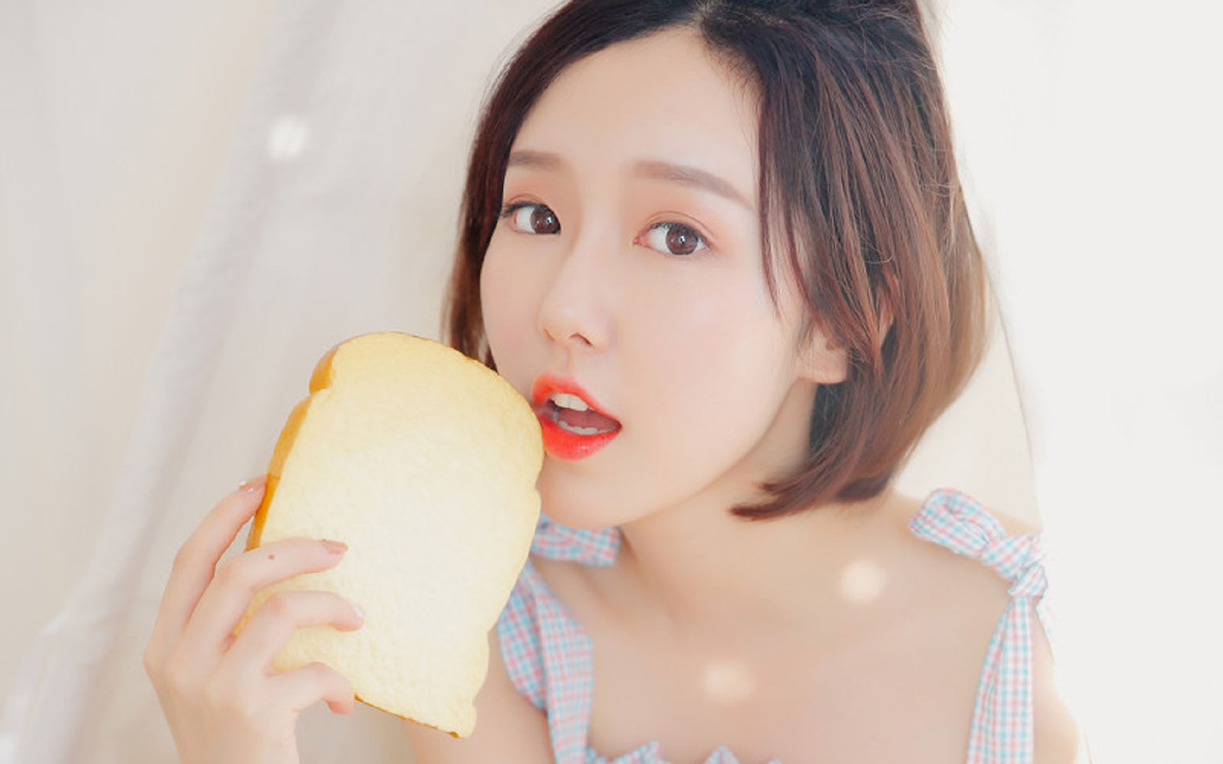 “火焰中的舞者”——车手表现出的超凡驾驶技艺，火焰车是什么