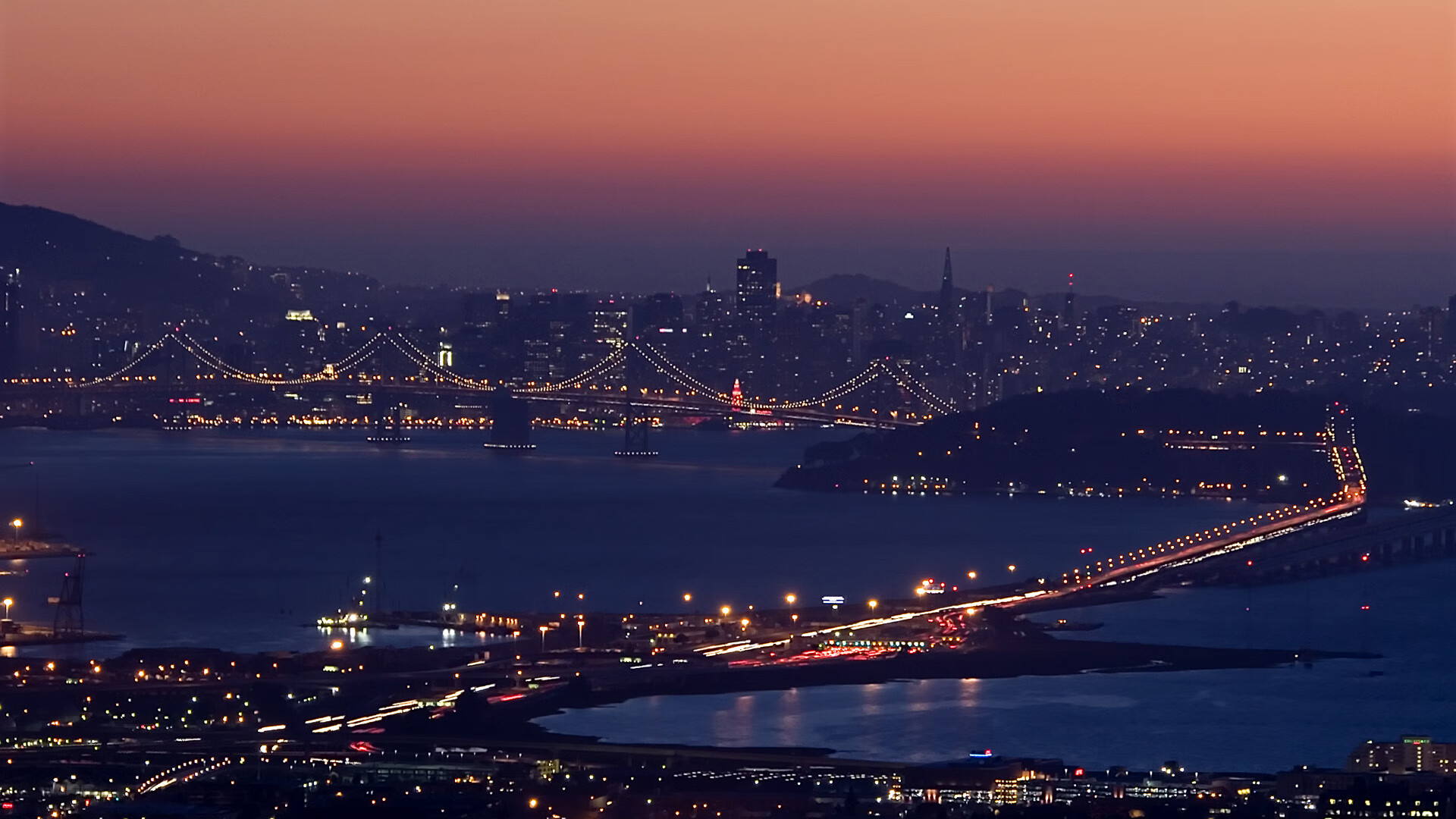 开云体育APP下载-训练期间开展模拟比赛提高实战应变能力和位置转换效率，模拟训练采用的两种方式是什么